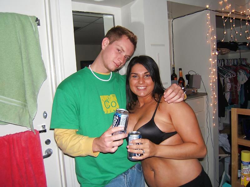 Porn Pics Bra Babes 34