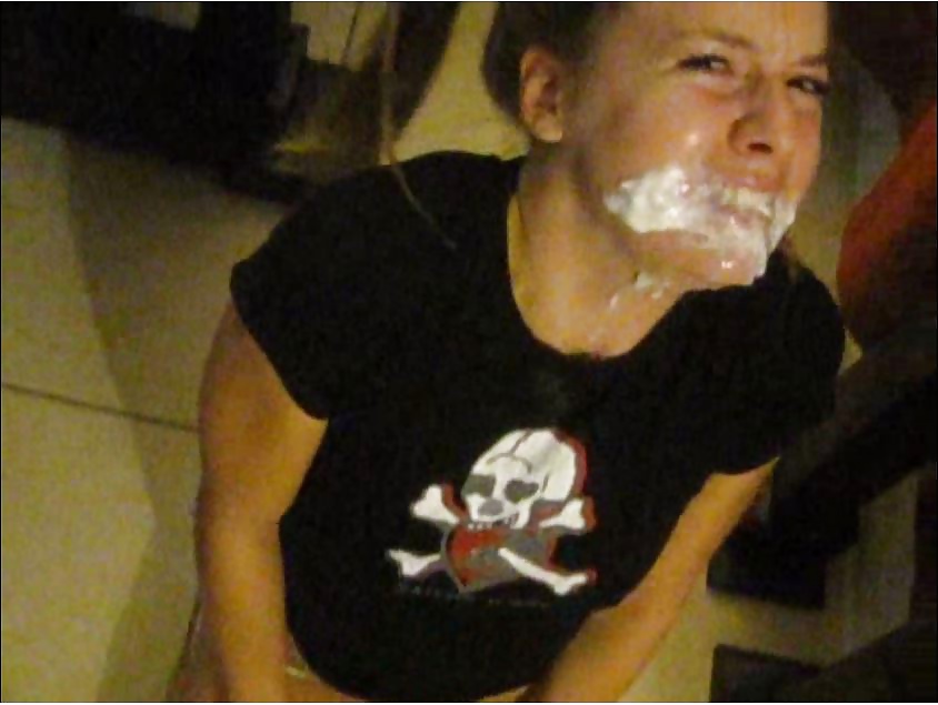 Porn Pics Amber Blank vs a pyramid head