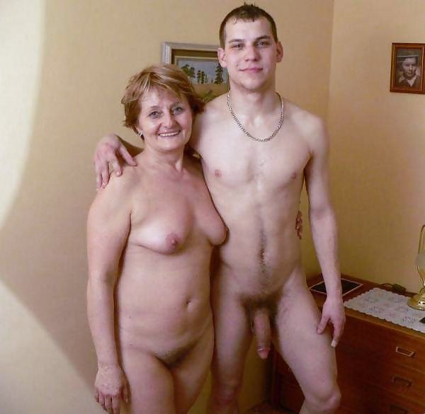 Porn Pics Naked couple 45.