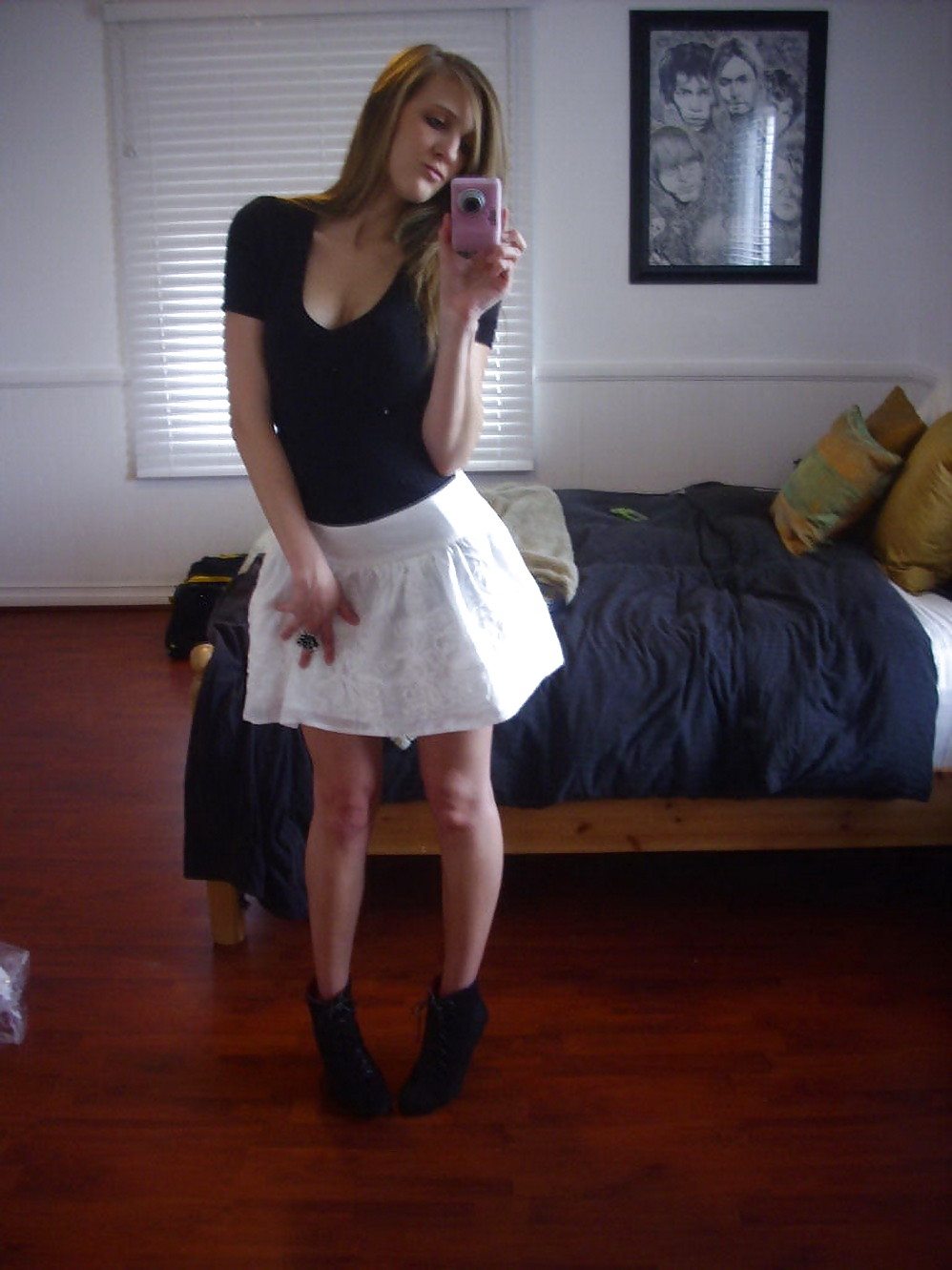 Porn Pics SmutDates.com Username BiSexINSoCal