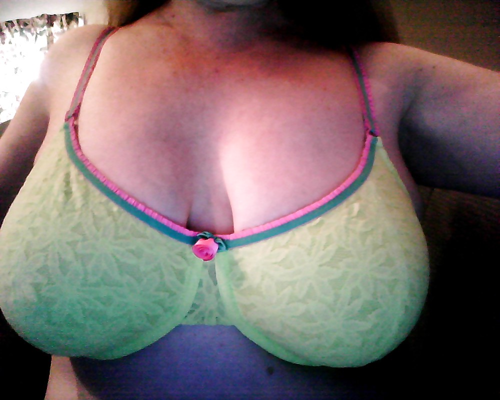 Porn Pics more boobs