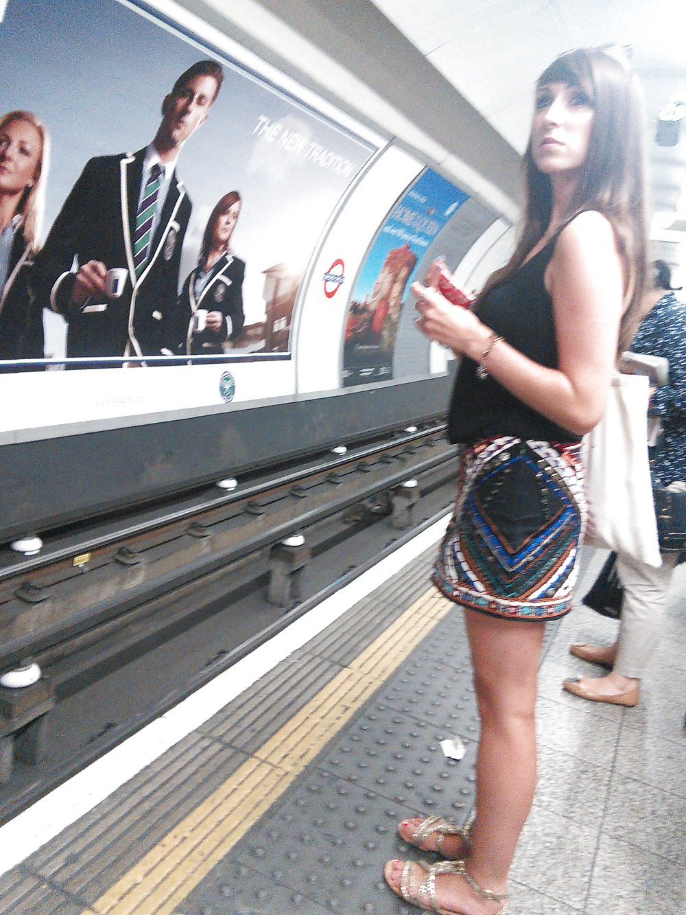 Porn Pics Londonperv's Candids 2014 - July vol 12 (Tube Perving)