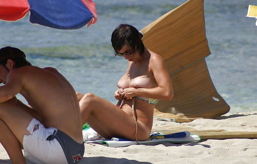 Porn Pics The beach 76