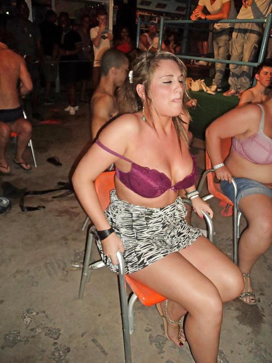 Porn Pics Hypnotist Party (Naked Naughtiness)