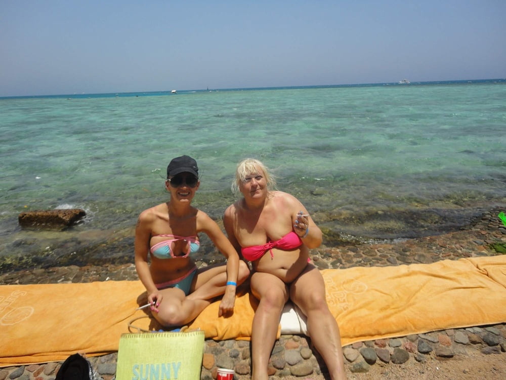 Real Mom And Daughter Naked Palmes Est