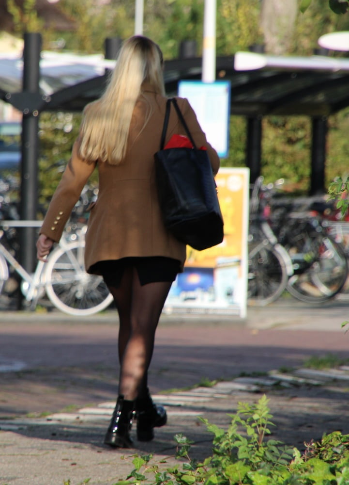 Street Pantyhose - Dutch Cunts - 14 Photos 