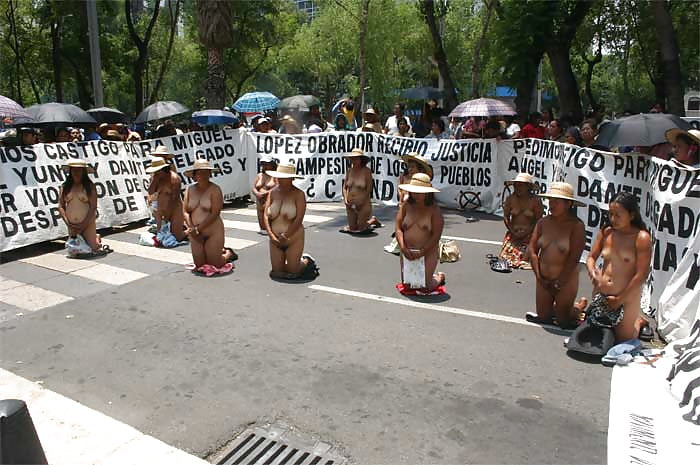 Porn Pics 400 Pueblos Naked Protest