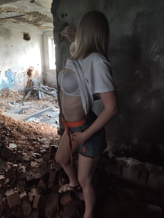 chernobil extreme sex in old abandoned bilding         