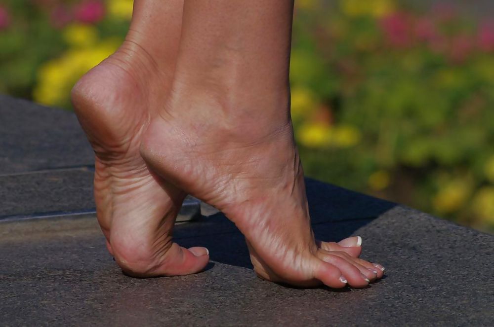 Porn Pics Beautiful feet