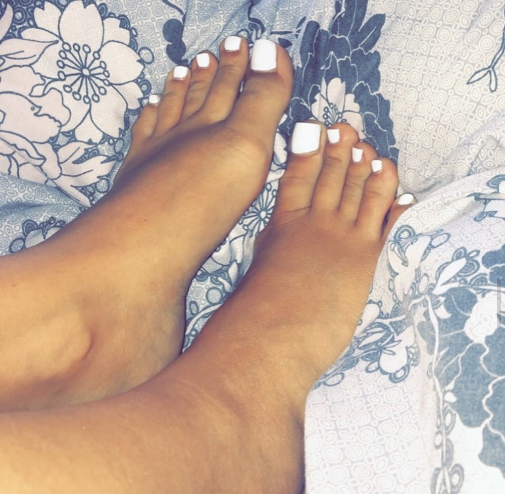 More sexy Indian Feet (Paki, Desi, Barefoot, Insta, Milf) - 91 Photos 
