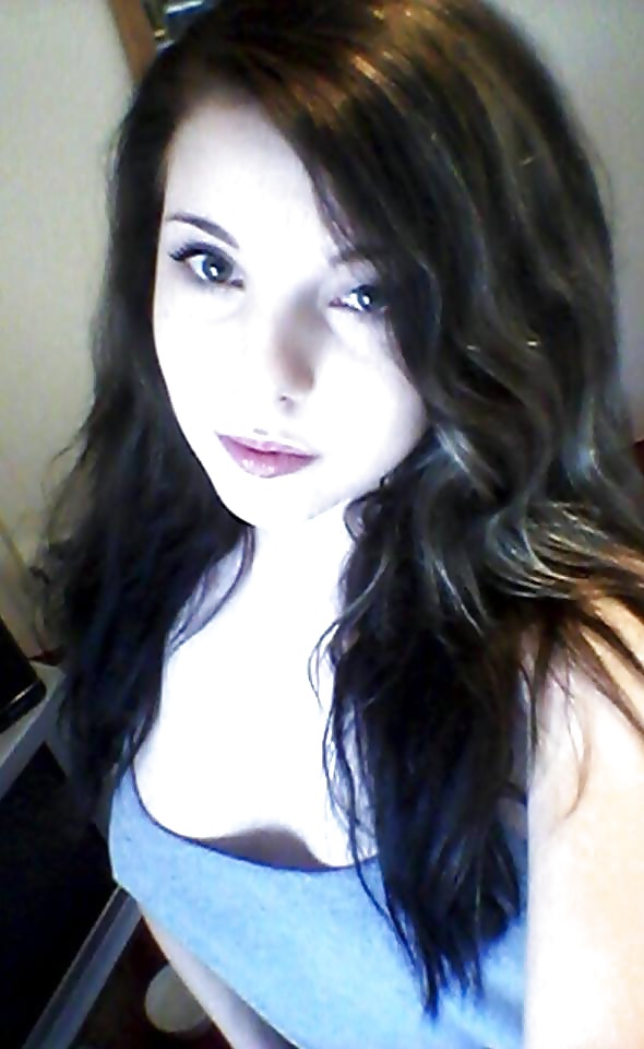 Porn Pics Chantal Louisa Miles in Cornwall, UK. EXPOSED!!