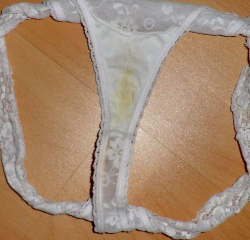 Showing their dirty panties - 29 Photos 