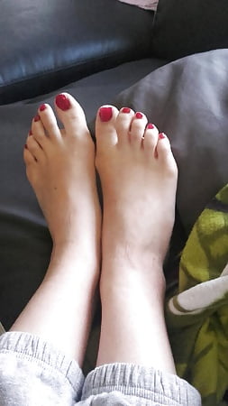 french lover wife red toes feet...please tribute.