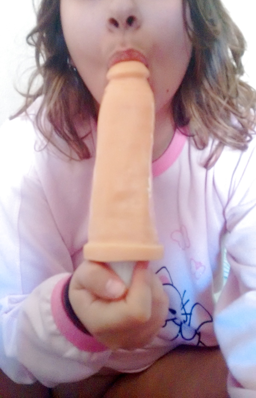 Porn Pics She loves her new big dildo
