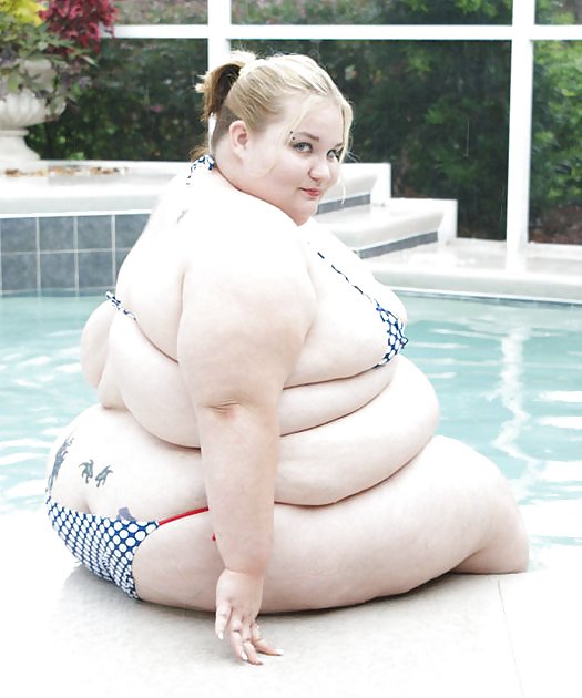 Porn Pics Swimsuits bikinis bras bbw mature dressed teen big huge 5
