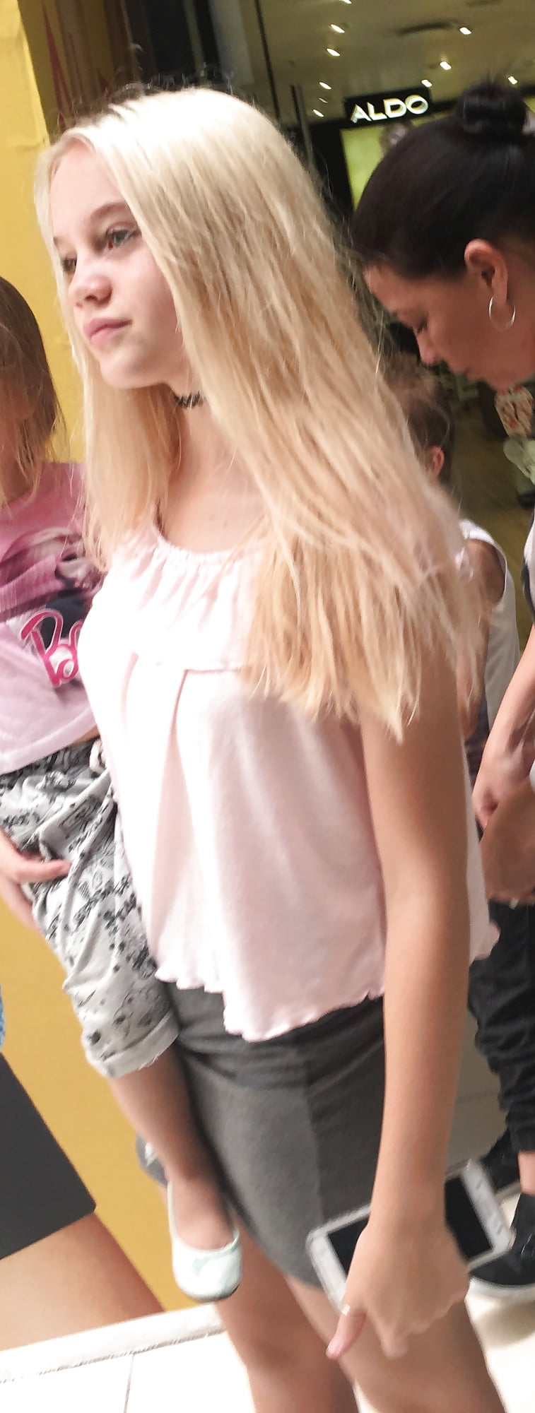 Porn Pics An absolute bombshell and another blonde mall teen