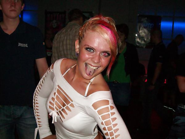 Porn Pics Some awesome cutie Friends!