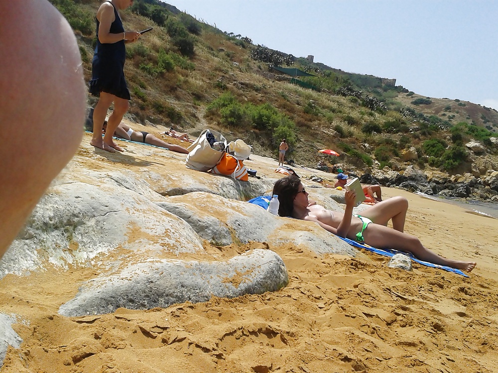 Porn Pics oops caught on the beach