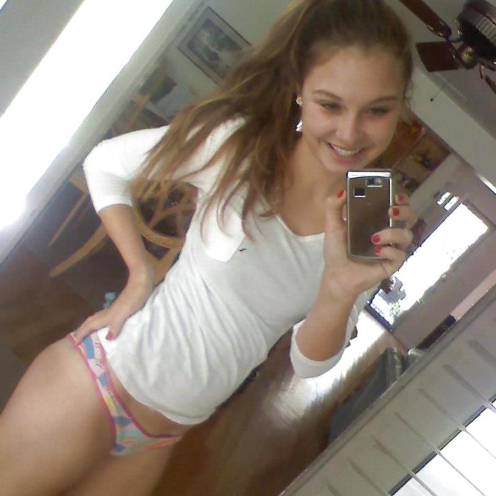 Porn Pics Sexy Selfshots 3