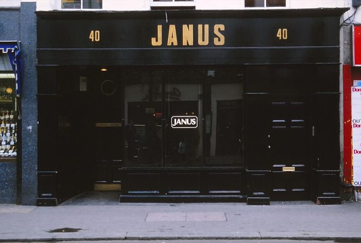Spanking - Janus Magazine - 42 Photos 