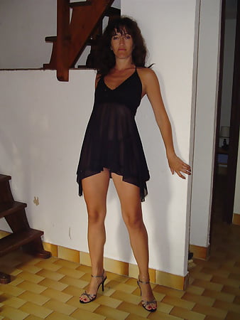 greek milf... gia polu skisimo!!!