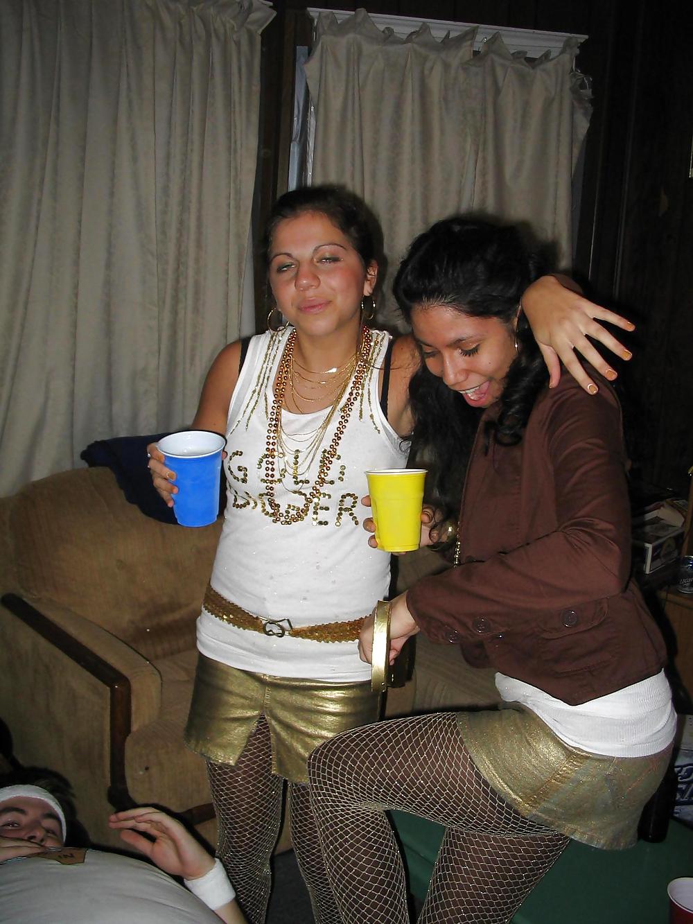 Porn Pics nylon - upskirt - leg 22