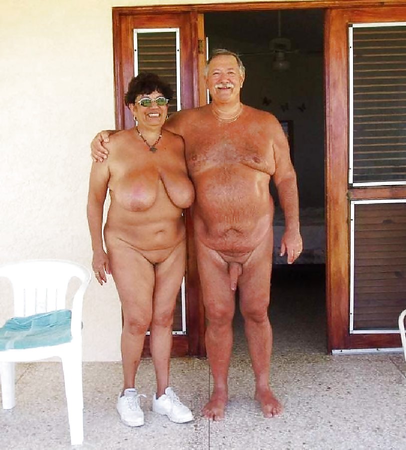 Porn Pics Naked couple 25.