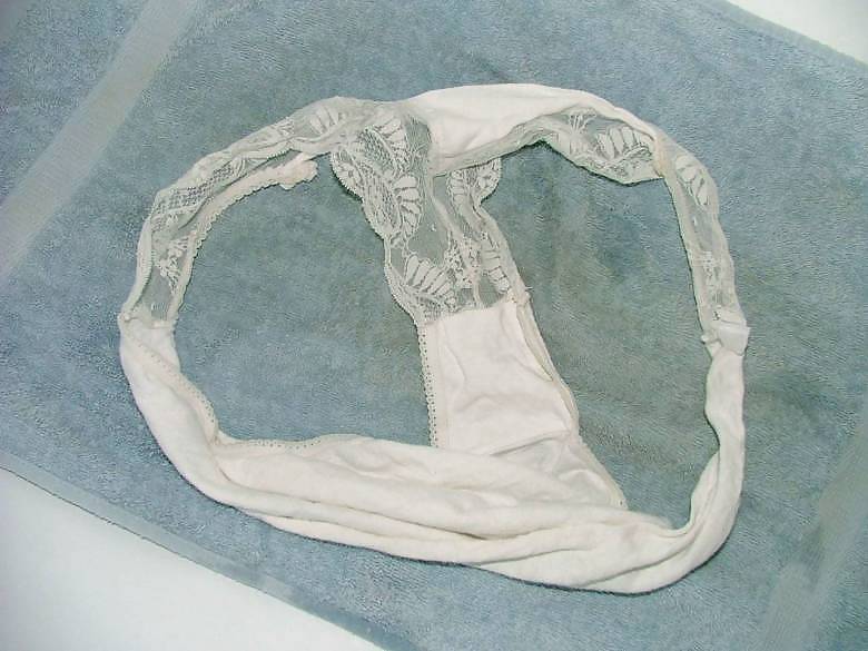 Porn Pics Das hatte ich heute zur Schule an.Den Slip aber nicht lange.