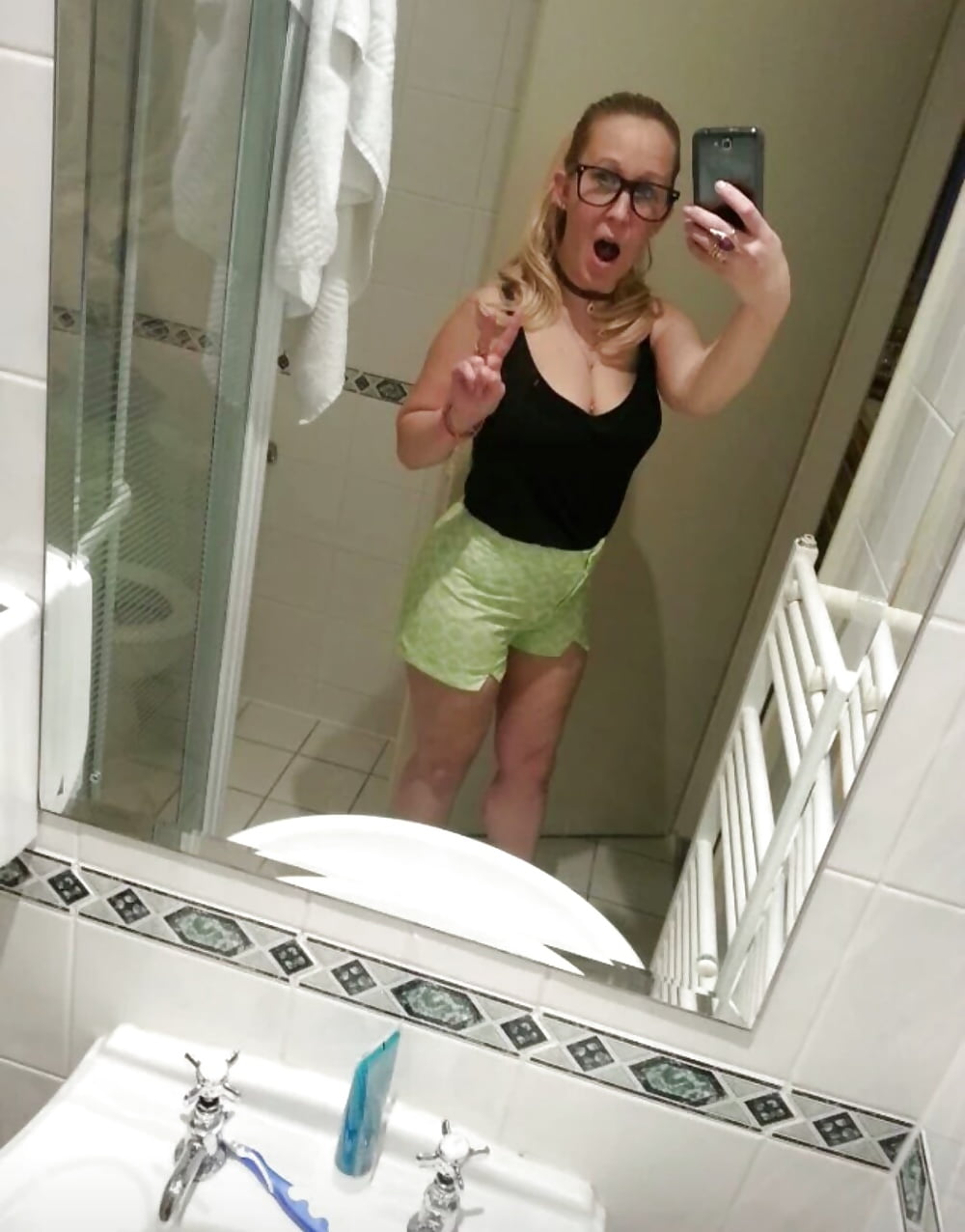 Porn Pics More British sluts chavs and teens