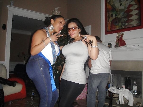 Porn Pics Busty Black Babes From,SmutDates.com