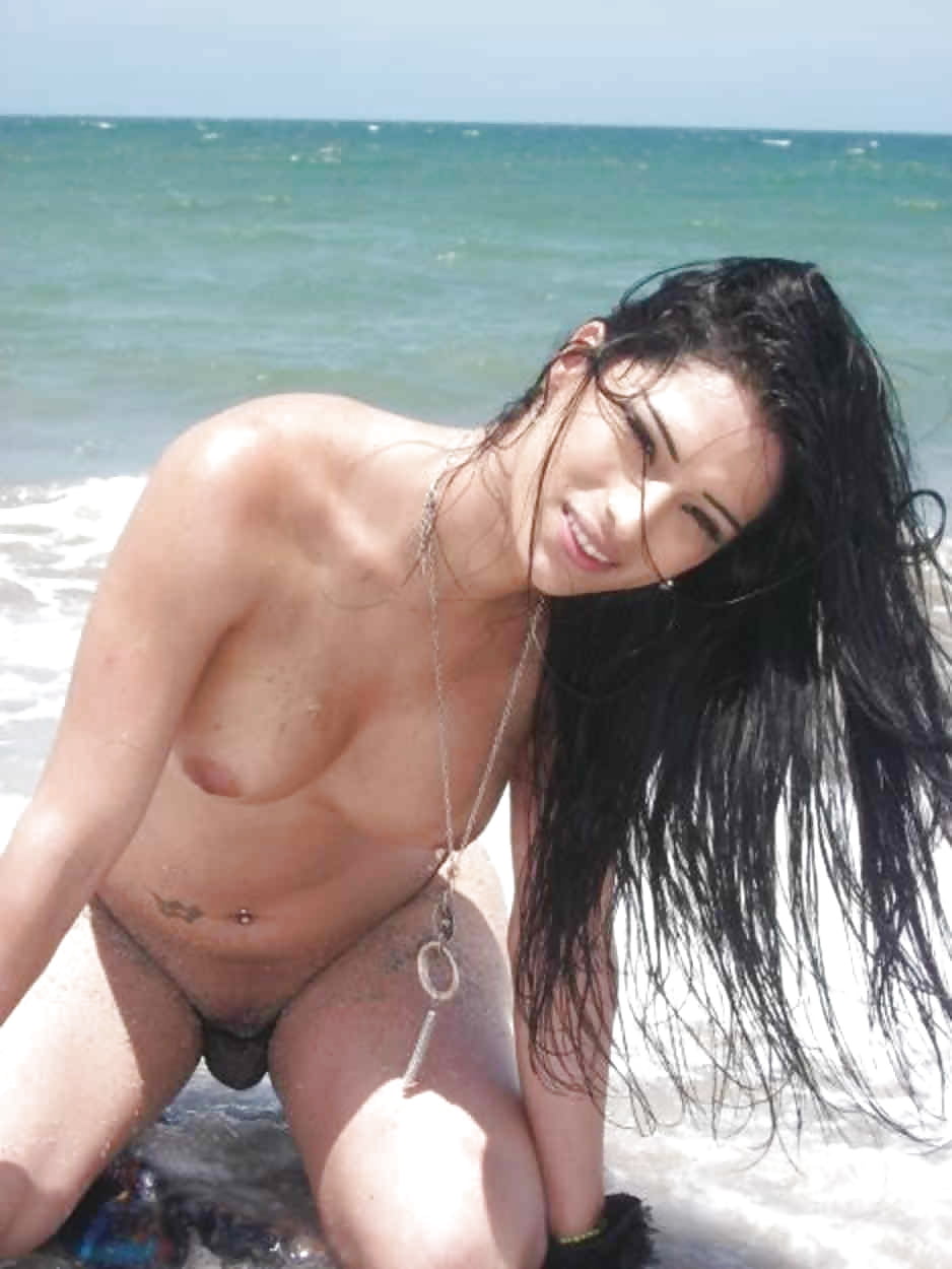 пляж с голыми трансвеститами фото 65