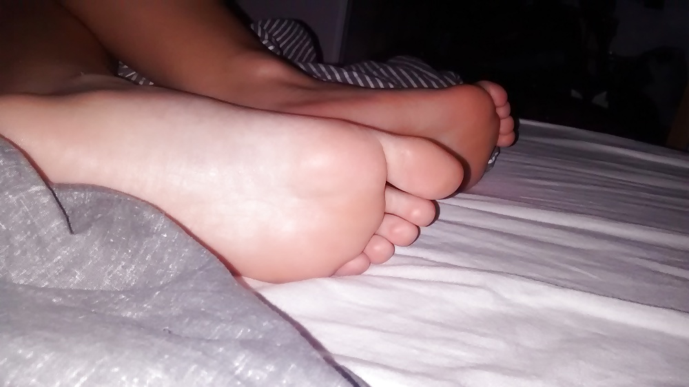 Porn Pics GF feet