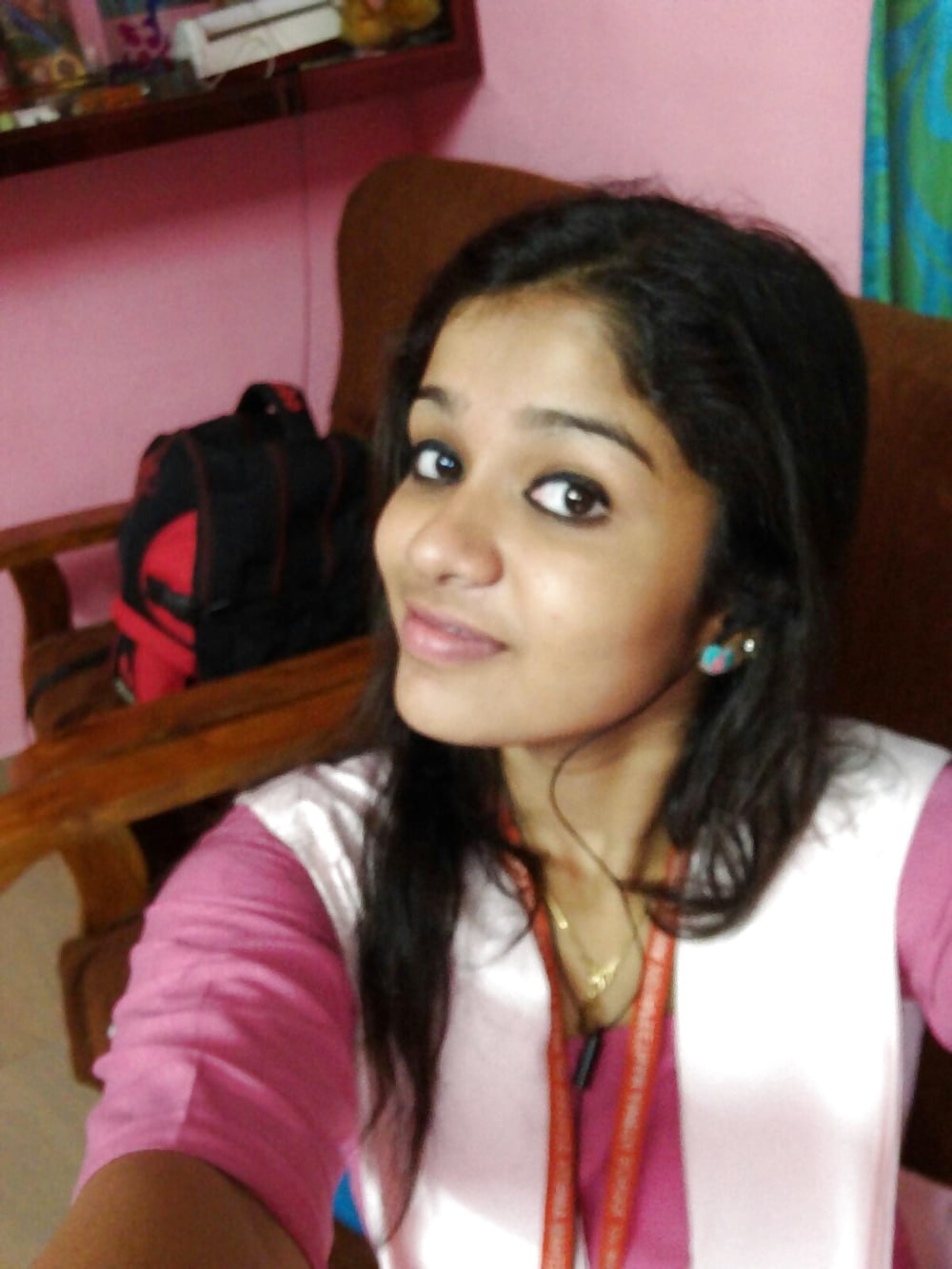 Porn Pics Kerala college girl selfie pics