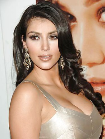 KiM KARDASHiAN (-wAnKeR-)