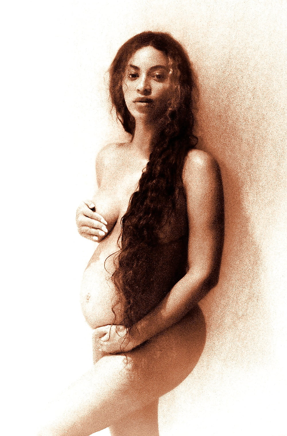 Pics of nude pregnant women