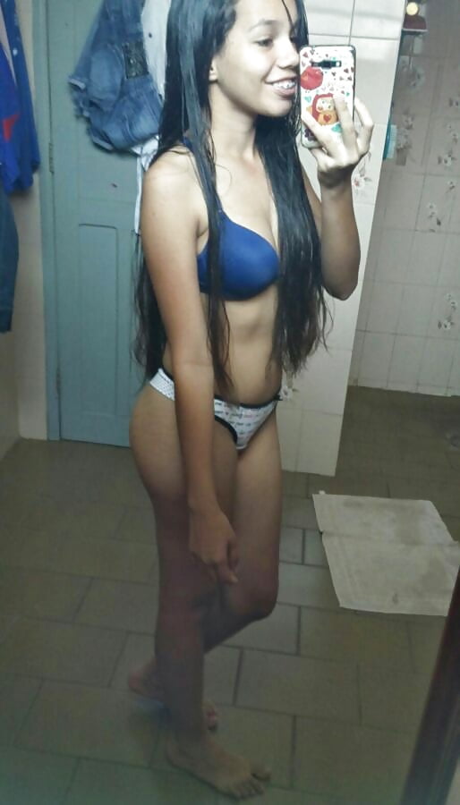 Porn Pics Cute Latina Teen Selfies