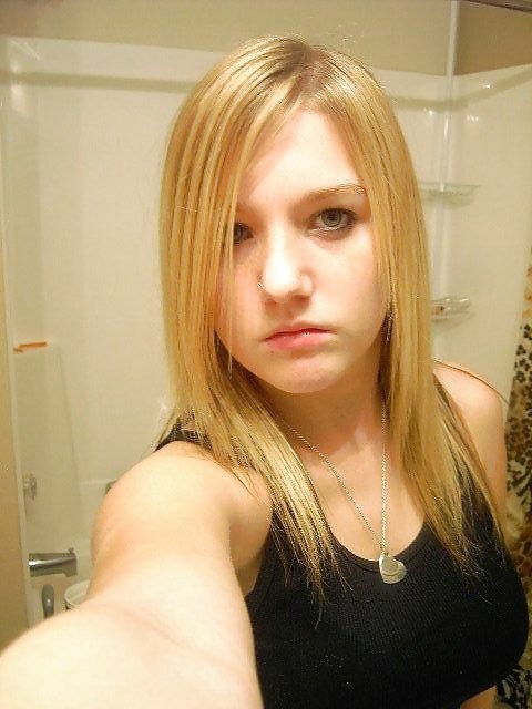 Porn Pics Wer hat mehr? who has more?