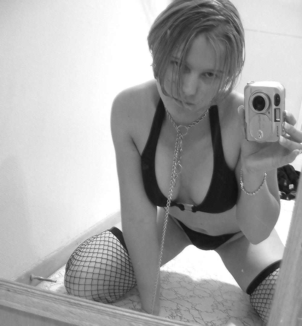 Porn Pics Self Shot 02
